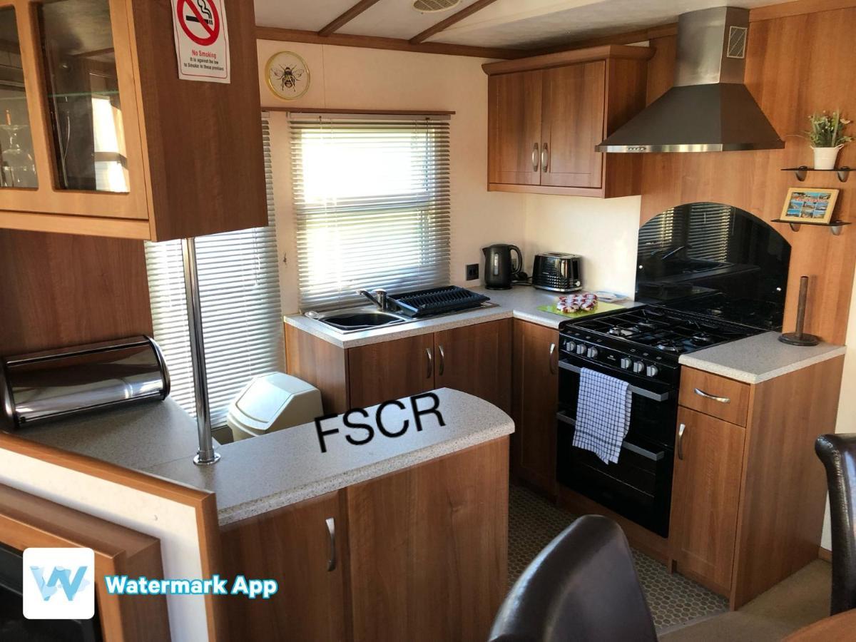First Steps Caravan Rentals Sandown Buitenkant foto