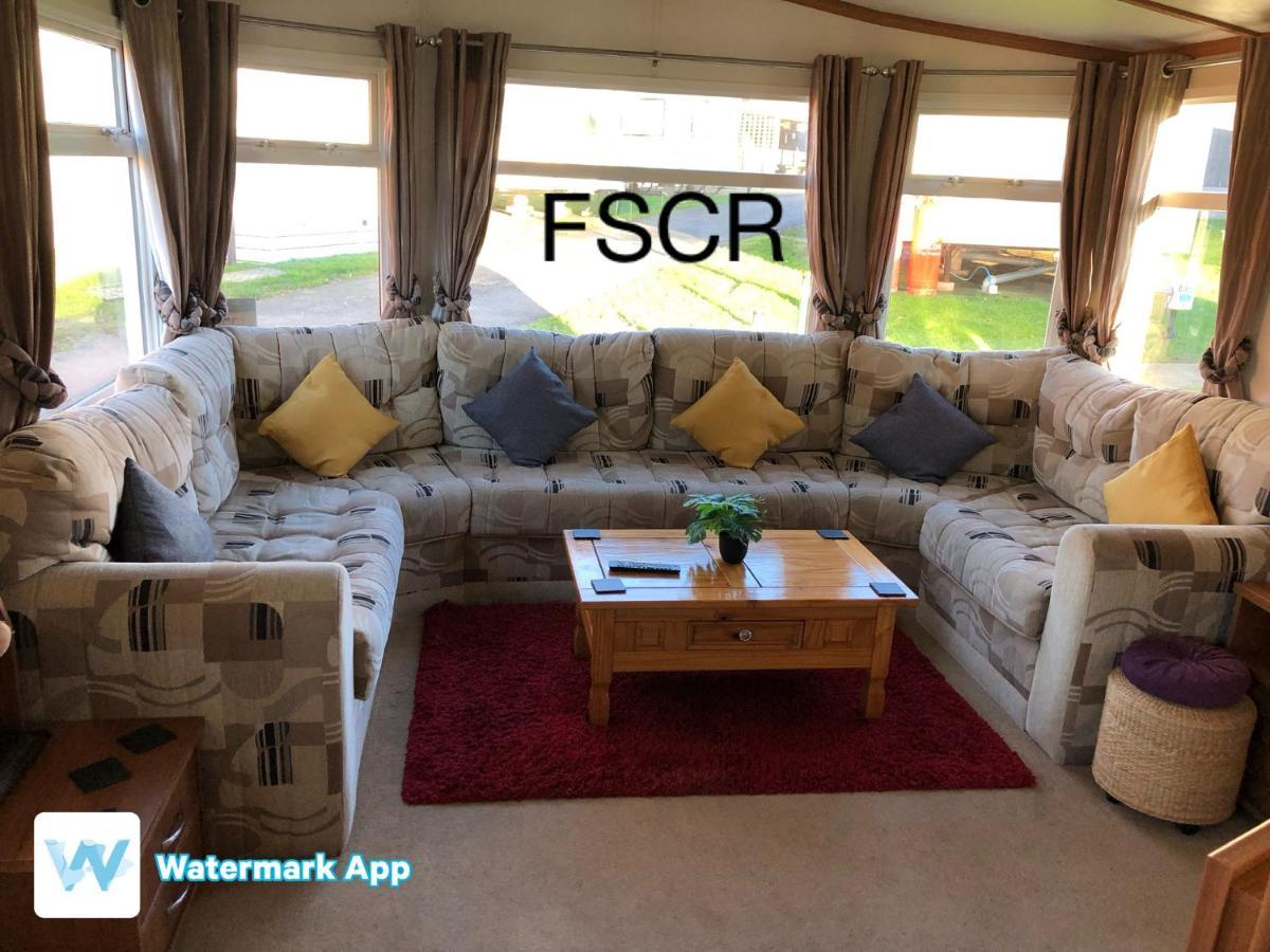 First Steps Caravan Rentals Sandown Buitenkant foto